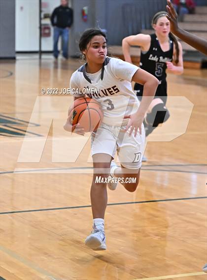 Thumbnail 2 in Davenport Vs Yoakum (Marion Basketball Tournament) photogallery.