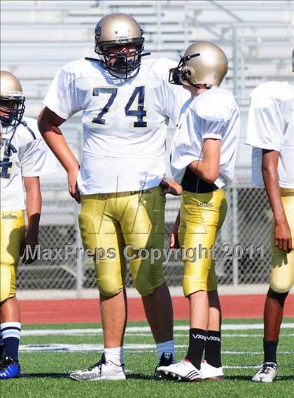 Thumbnail 2 in Redlands vs Los Osos photogallery.