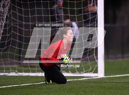Thumbnail 2 in Sacred Heart Cathedral Preparatory vs St. Ignatius photogallery.