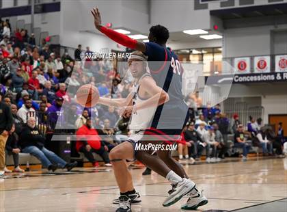 Thumbnail 2 in Kokomo vs. Ben Davis (Sneakers for Santa Shootout) photogallery.