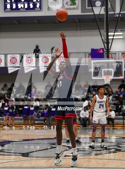 Thumbnail 1 in Kokomo vs. Ben Davis (Sneakers for Santa Shootout) photogallery.