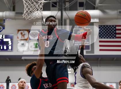 Thumbnail 1 in Kokomo vs. Ben Davis (Sneakers for Santa Shootout) photogallery.