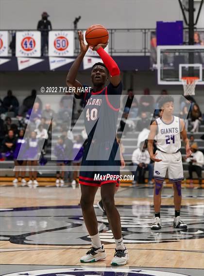 Thumbnail 1 in Kokomo vs. Ben Davis (Sneakers for Santa Shootout) photogallery.