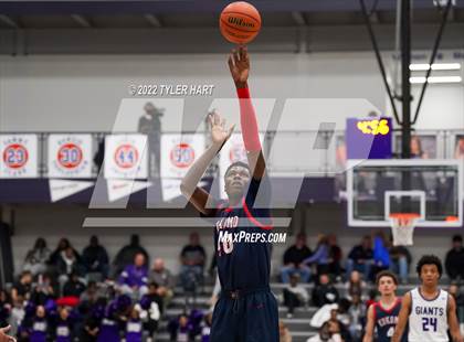 Thumbnail 1 in Kokomo vs. Ben Davis (Sneakers for Santa Shootout) photogallery.