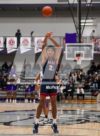 Thumbnail 3 in Kokomo vs. Ben Davis (Sneakers for Santa Shootout) photogallery.