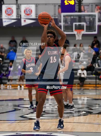 Thumbnail 1 in Kokomo vs. Ben Davis (Sneakers for Santa Shootout) photogallery.