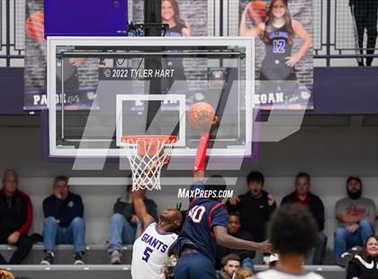 Thumbnail 2 in Kokomo vs. Ben Davis (Sneakers for Santa Shootout) photogallery.