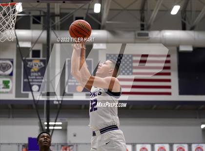 Thumbnail 1 in Kokomo vs. Ben Davis (Sneakers for Santa Shootout) photogallery.