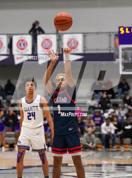 Thumbnail 2 in Kokomo vs. Ben Davis (Sneakers for Santa Shootout) photogallery.