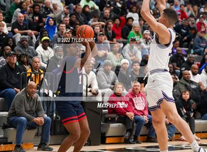 Thumbnail 1 in Kokomo vs. Ben Davis (Sneakers for Santa Shootout) photogallery.