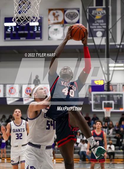 Thumbnail 1 in Kokomo vs. Ben Davis (Sneakers for Santa Shootout) photogallery.