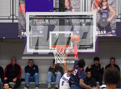 Thumbnail 1 in Kokomo vs. Ben Davis (Sneakers for Santa Shootout) photogallery.