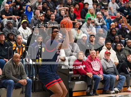 Thumbnail 3 in Kokomo vs. Ben Davis (Sneakers for Santa Shootout) photogallery.