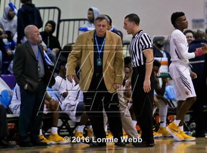 Thumbnail 2 in Cardozo vs Mt. Vernon (SNY Invitational) photogallery.