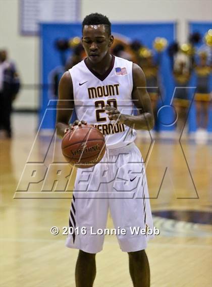 Thumbnail 3 in Cardozo vs Mt. Vernon (SNY Invitational) photogallery.