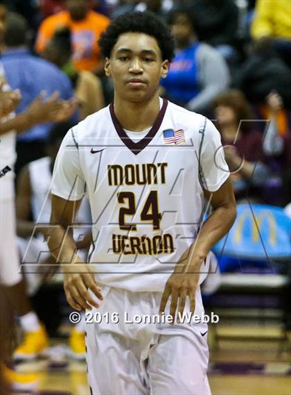 Thumbnail 3 in Cardozo vs Mt. Vernon (SNY Invitational) photogallery.