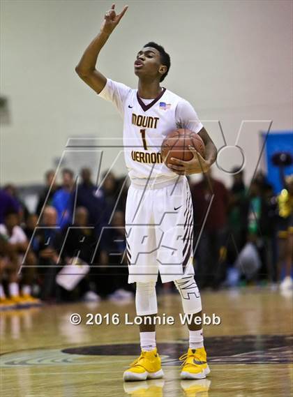Thumbnail 3 in Cardozo vs Mt. Vernon (SNY Invitational) photogallery.