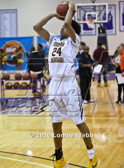 Thumbnail 2 in Cardozo vs Mt. Vernon (SNY Invitational) photogallery.