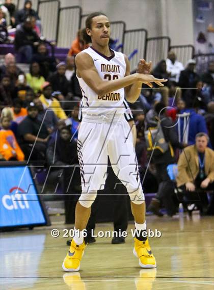 Thumbnail 3 in Cardozo vs Mt. Vernon (SNY Invitational) photogallery.