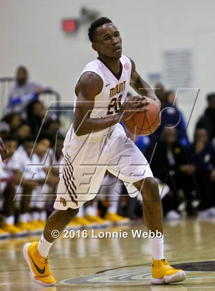 Thumbnail 3 in Cardozo vs Mt. Vernon (SNY Invitational) photogallery.