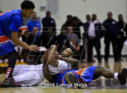 Thumbnail 1 in Cardozo vs Mt. Vernon (SNY Invitational) photogallery.