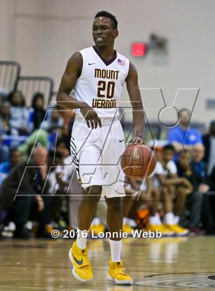 Thumbnail 3 in Cardozo vs Mt. Vernon (SNY Invitational) photogallery.