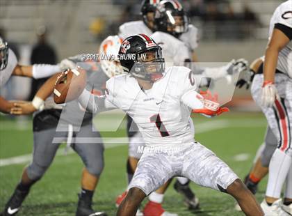 Thumbnail 1 in Huntington Park vs. Cleveland (CIF LACS D2 Final) photogallery.