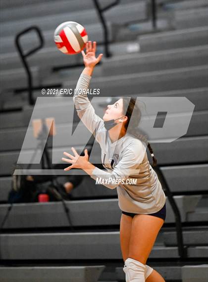Thumbnail 2 in Steele Canyon vs San Marcos (SUHI JV Tournament) photogallery.