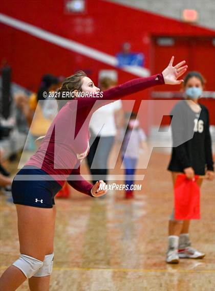 Thumbnail 2 in Steele Canyon vs San Marcos (SUHI JV Tournament) photogallery.