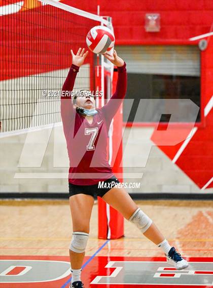 Thumbnail 3 in Steele Canyon vs San Marcos (SUHI JV Tournament) photogallery.