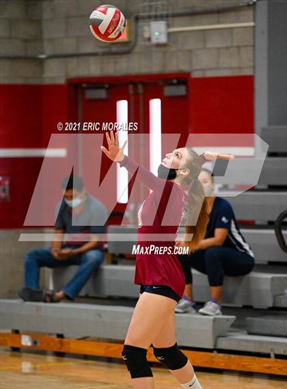 Thumbnail 1 in Steele Canyon vs San Marcos (SUHI JV Tournament) photogallery.