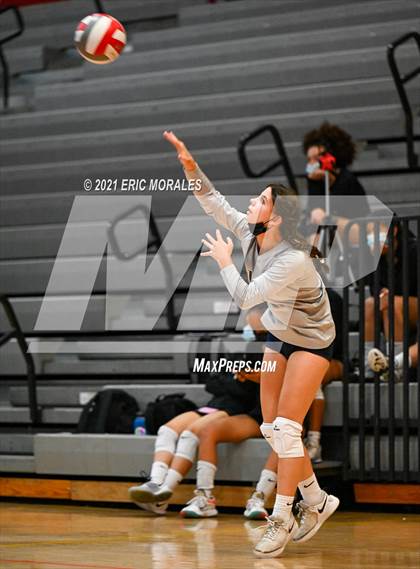 Thumbnail 3 in Steele Canyon vs San Marcos (SUHI JV Tournament) photogallery.