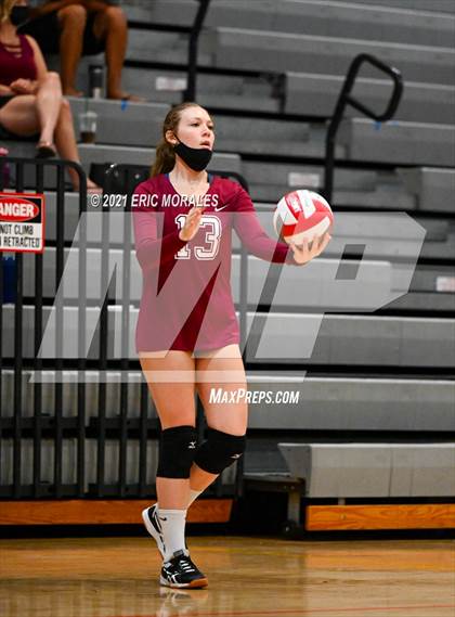 Thumbnail 2 in Steele Canyon vs San Marcos (SUHI JV Tournament) photogallery.