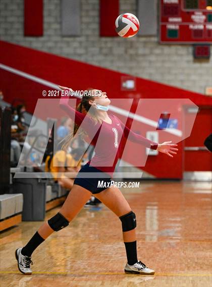Thumbnail 1 in Steele Canyon vs San Marcos (SUHI JV Tournament) photogallery.