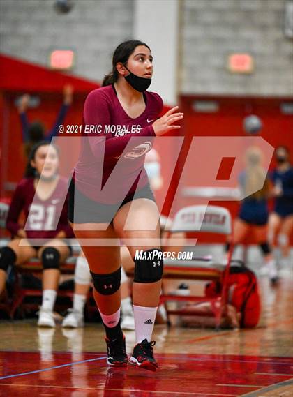 Thumbnail 2 in Steele Canyon vs San Marcos (SUHI JV Tournament) photogallery.