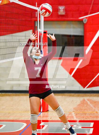Thumbnail 2 in Steele Canyon vs San Marcos (SUHI JV Tournament) photogallery.