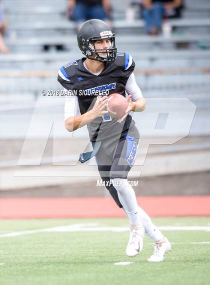 Thumbnail 2 in Canyon View vs. Kingman Academy photogallery.