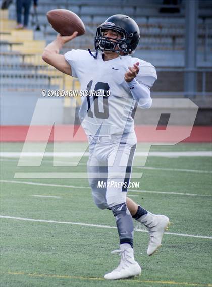Thumbnail 1 in Canyon View vs. Kingman Academy photogallery.