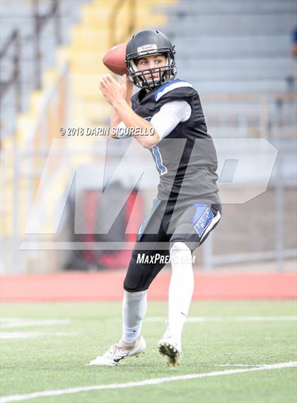 Thumbnail 3 in Canyon View vs. Kingman Academy photogallery.