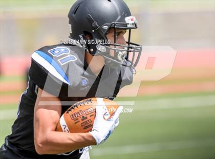 Thumbnail 2 in Canyon View vs. Kingman Academy photogallery.