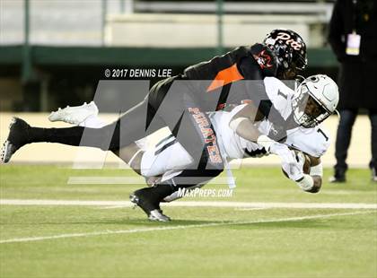 Thumbnail 1 in Narbonne vs. Pittsburg (CIF State D1-A Final) photogallery.