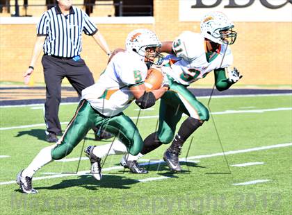 Thumbnail 2 in East Lincoln vs. Tarboro (NCHSAA 2A Final) photogallery.