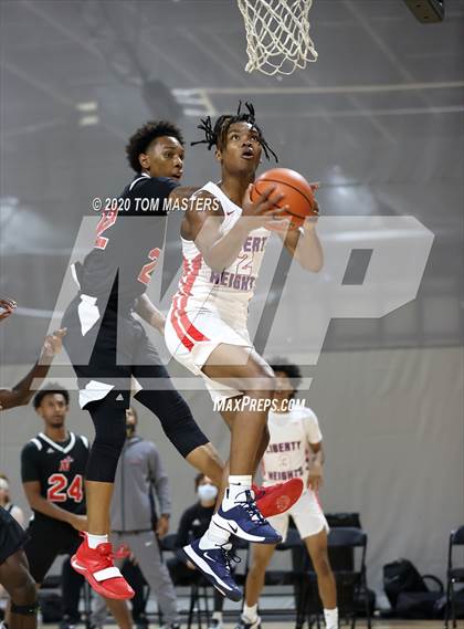 Thumbnail 2 in Liberty Heights vs Northside Christian Academy photogallery.