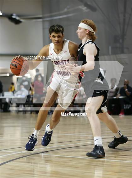 Thumbnail 3 in Liberty Heights vs Northside Christian Academy photogallery.