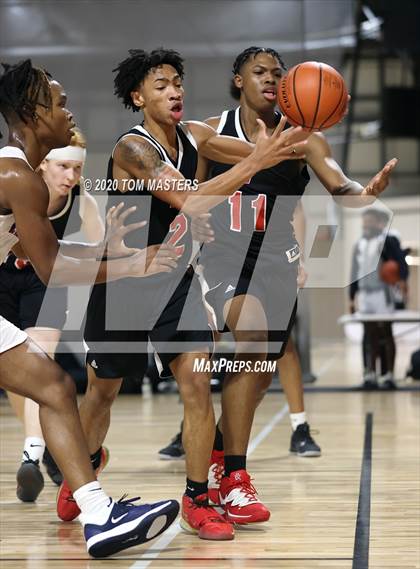 Thumbnail 1 in Liberty Heights vs Northside Christian Academy photogallery.