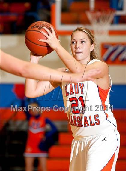 Thumbnail 3 in Perry County Central @ Marshall County (Marshall County Hoopfest) photogallery.