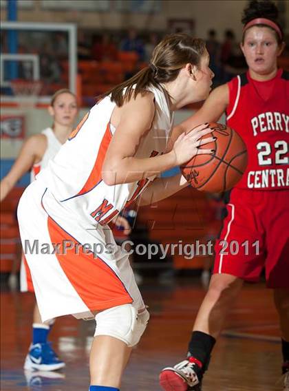 Thumbnail 1 in Perry County Central @ Marshall County (Marshall County Hoopfest) photogallery.