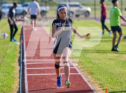 Thumbnail 3 in Lake Houston Conquerors Invitational (Long Jump) photogallery.