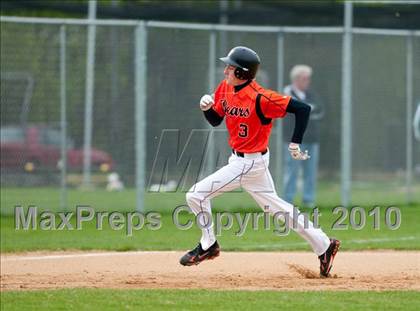 Thumbnail 1 in White Bear Lake vs Mounds View photogallery.