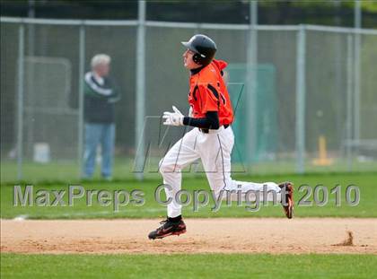 Thumbnail 3 in White Bear Lake vs Mounds View photogallery.